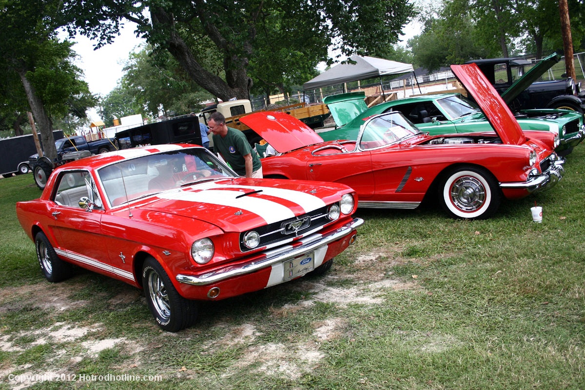 ALVIN ROTARY CLUB Frontier Day Car and Bike Show Hotrod Hotline